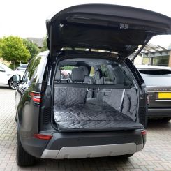 Fits Land Rover Discovery 5 - Quilted  2017 Onwards